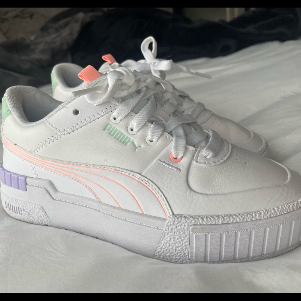 PUMA platform tennis shoes